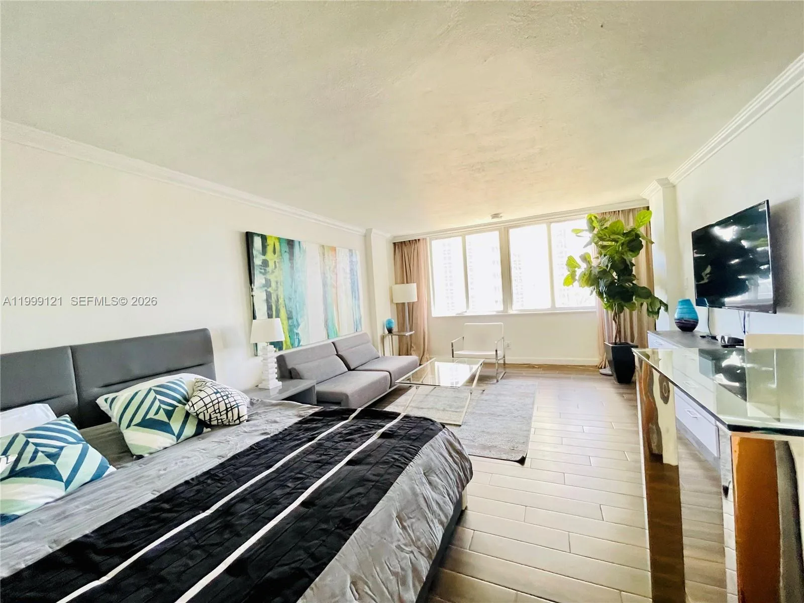 19201 Collins Ave # 504, Sunny Isles Beach, FL 33160 photo 4