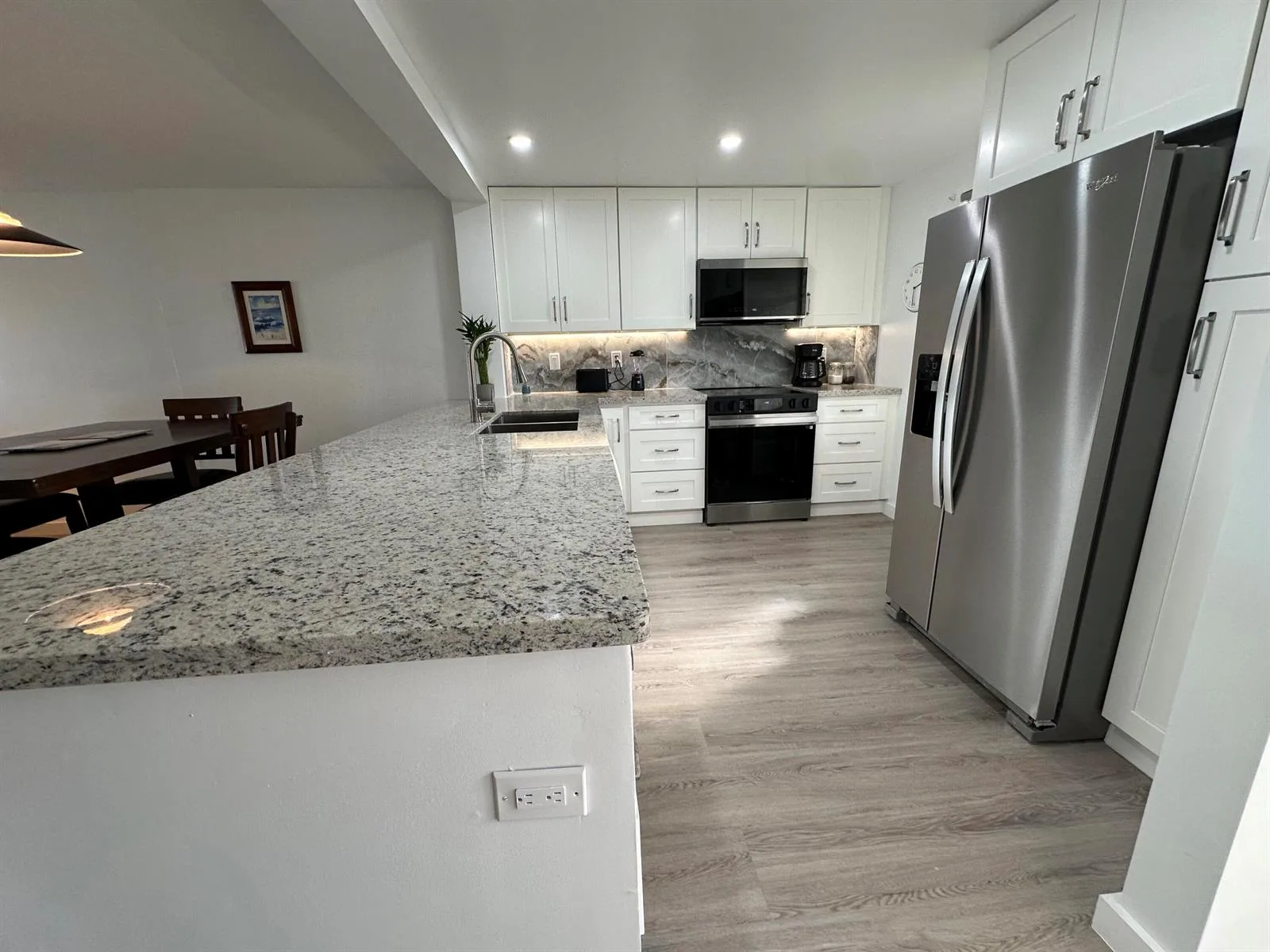 141 SE 3rd Avenue # 203, Dania Beach, FL 33004