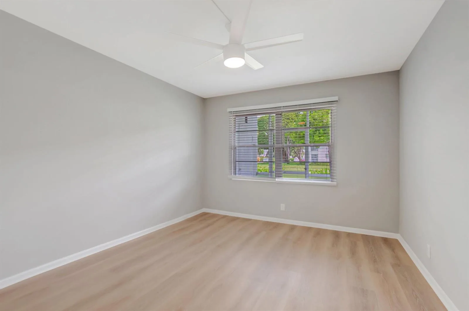 296 FANSHAW H, Boca Raton, FL 33434 photo 6
