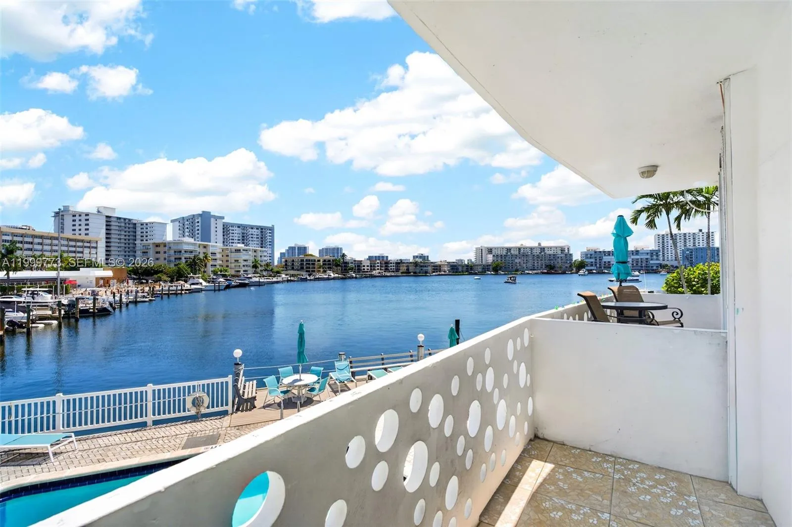 2500 Diana Dr # 216, Hallandale Beach, FL 33009
