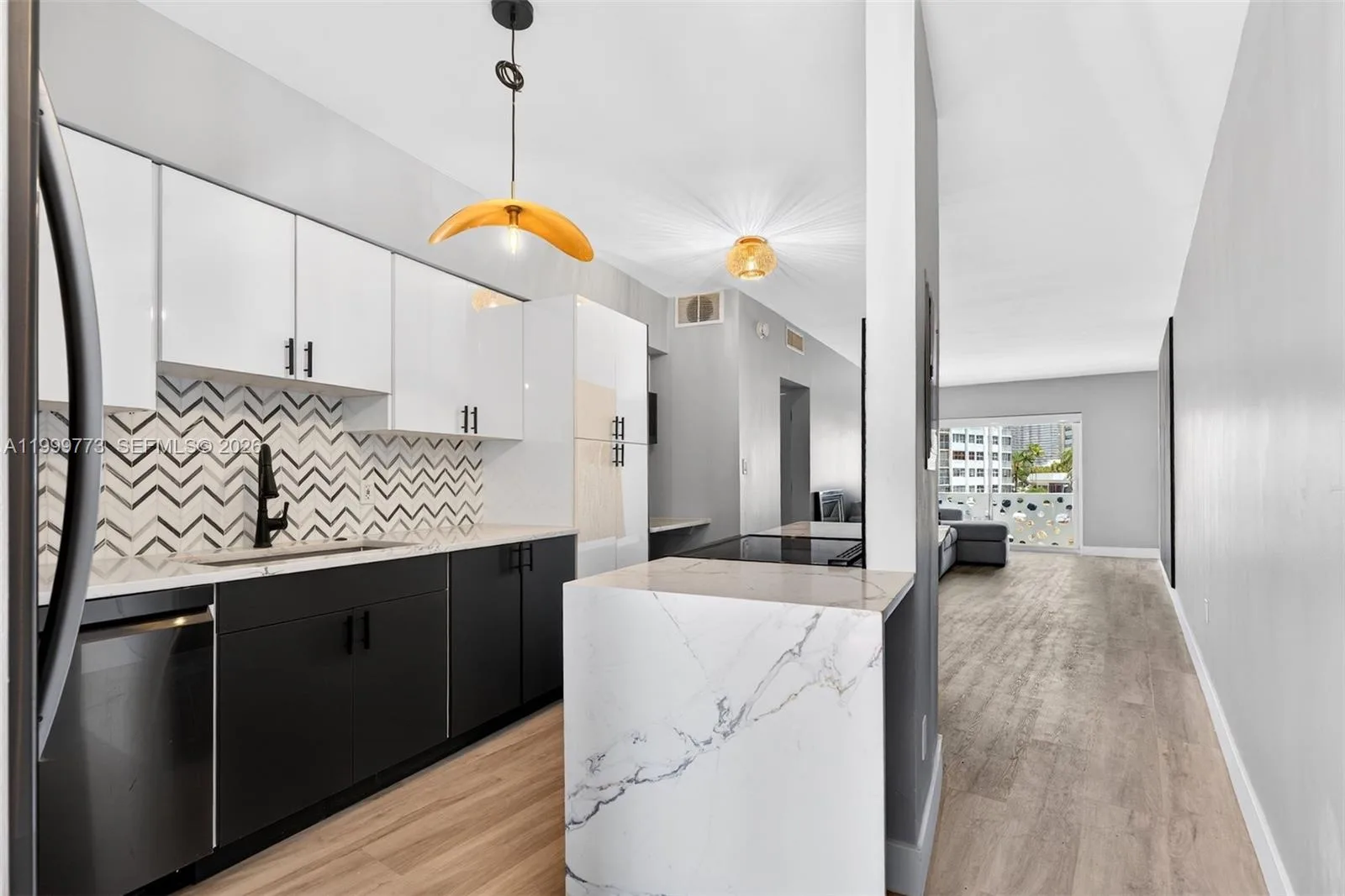 2500 Diana Dr # 216, Hallandale Beach, FL 33009 photo 3