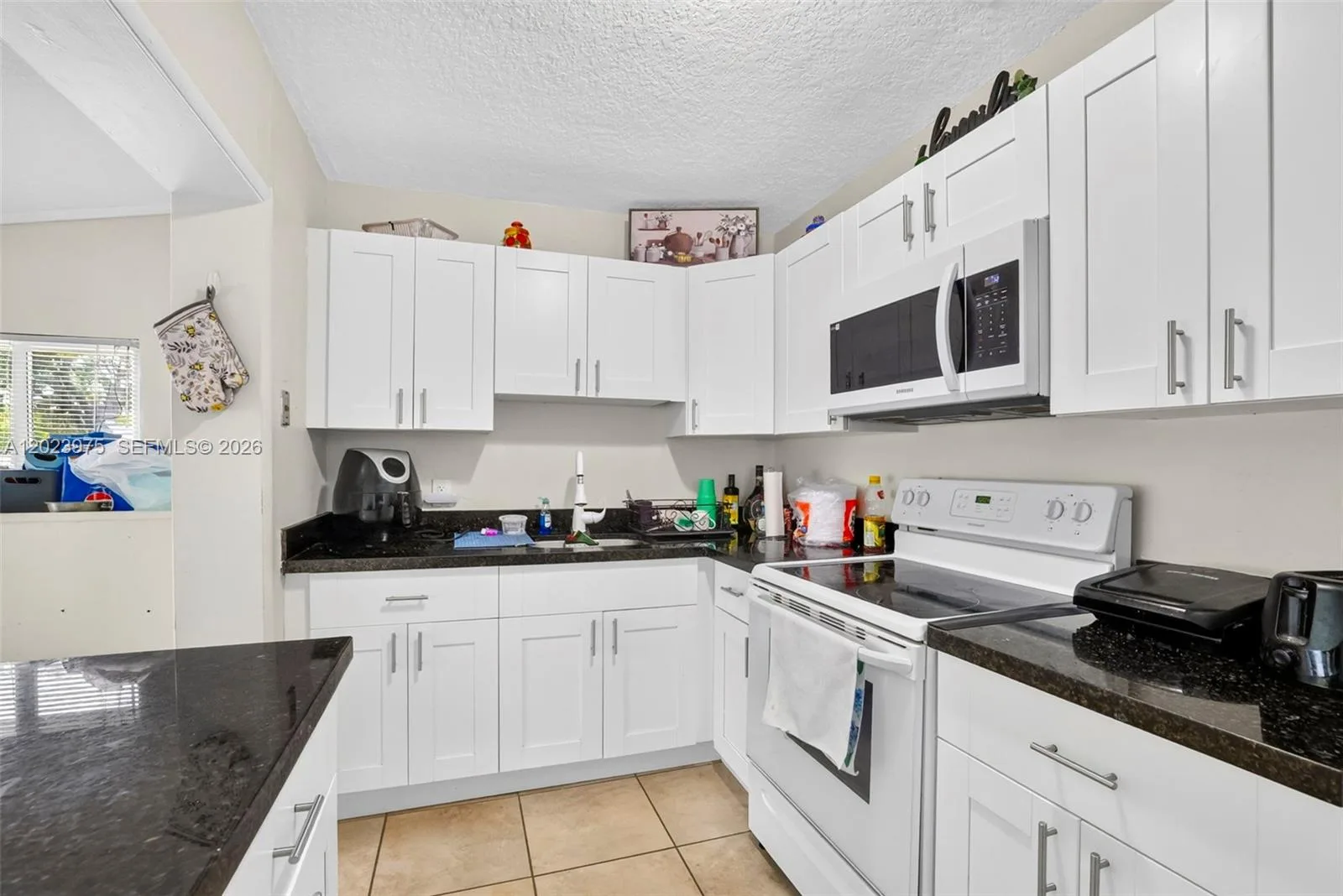 1524 NW 12th Ter, Fort Lauderdale, FL 33311 photo 8