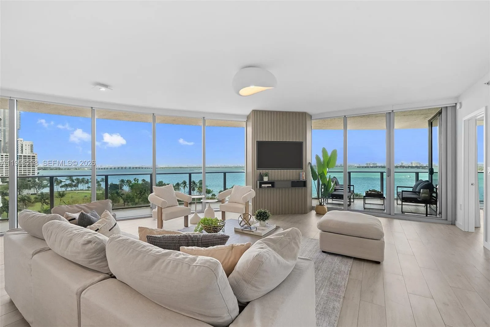 488 NE 18th St # 715, Miami, FL 33132