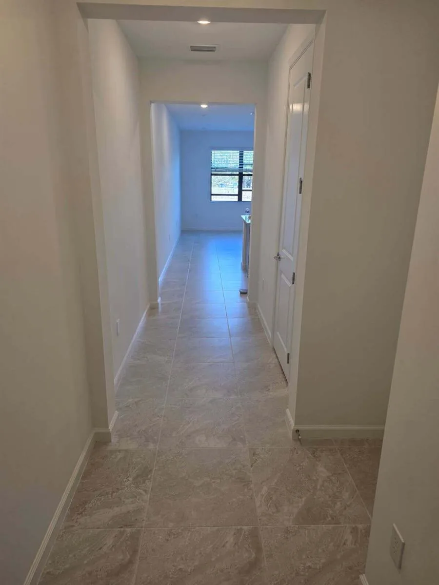 7783 SW Bentley Lane, Stuart, FL 34997 photo 2