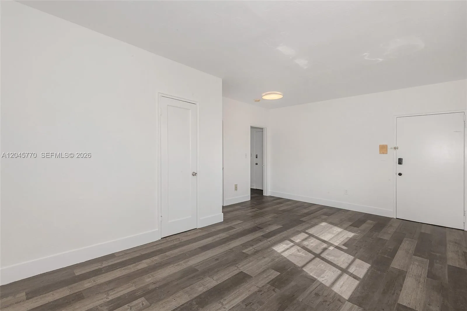 8340 Crespi Blvd # 20, Miami Beach, FL 33141 photo 2