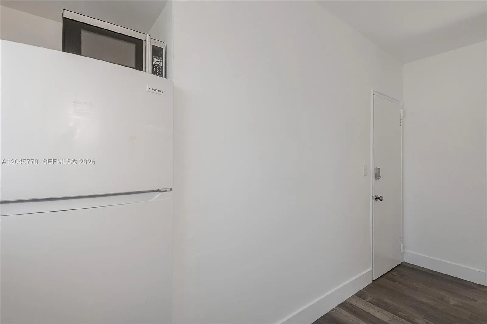 8340 Crespi Blvd # 20, Miami Beach, FL 33141 photo 8