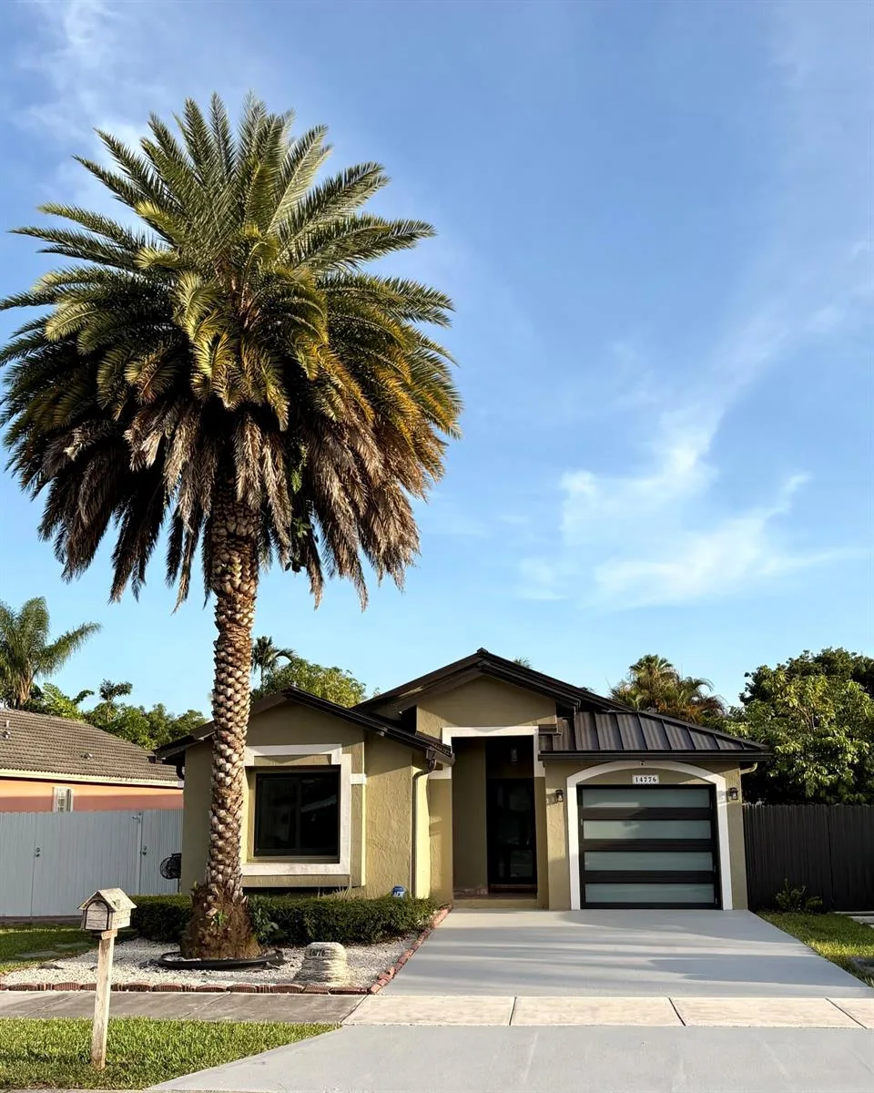 14776 SW 138th Terrace, Miami, FL 33196