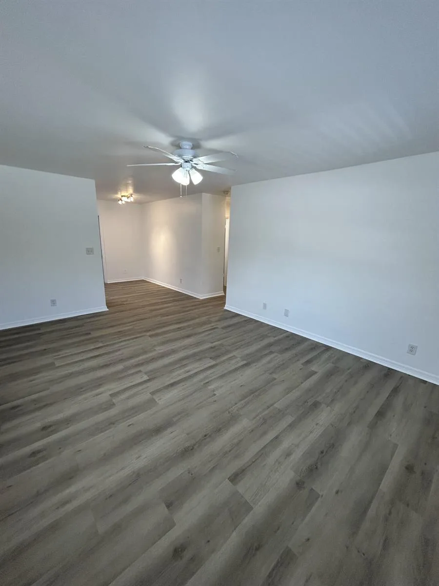 749 SE 15th Street # 6, Fort Lauderdale, FL 33316 photo 2