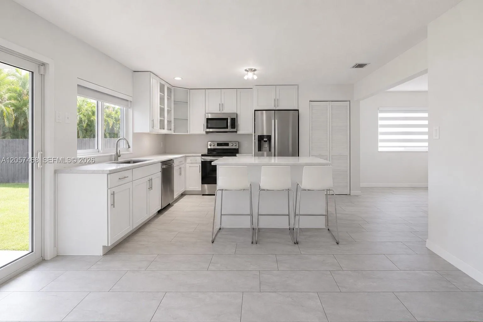 1661 N Goldeneye Ln, Homestead, FL 33035 photo 8