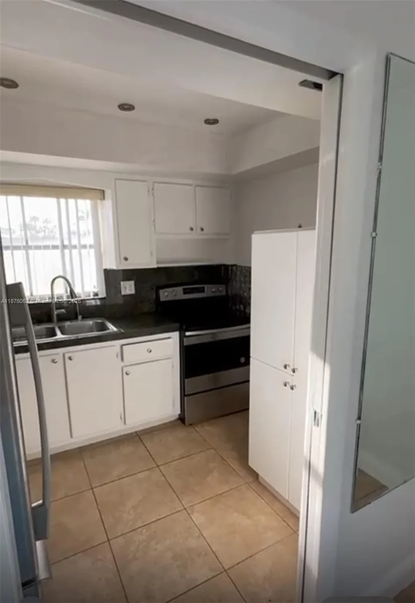 2622 E Emory Drive # I, West Palm Beach, FL 33415