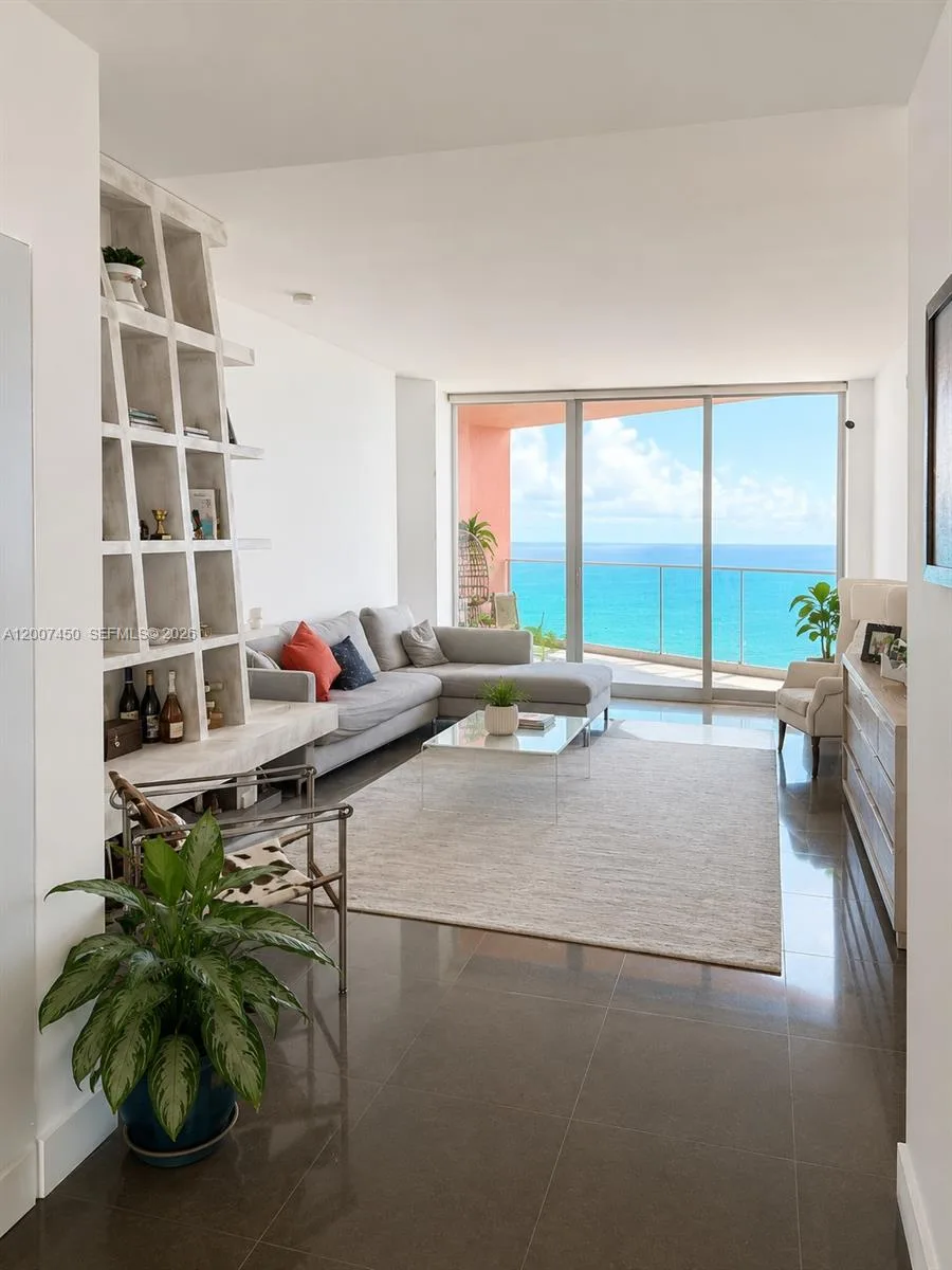 300 S Pointe Dr # 3204, Miami Beach, FL 33139 photo 6