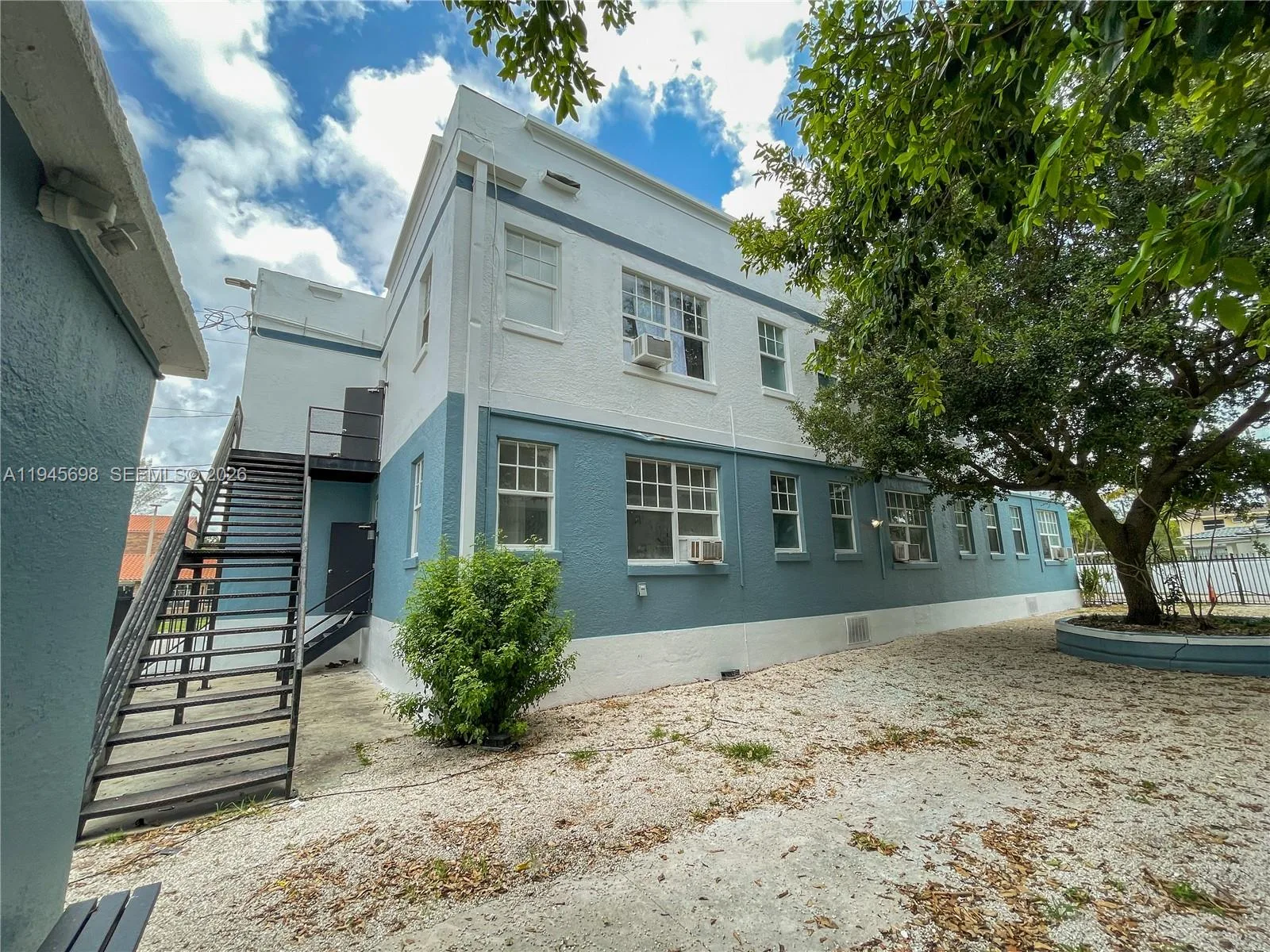 36 NE 65th St, Miami, FL 33138 photo 2