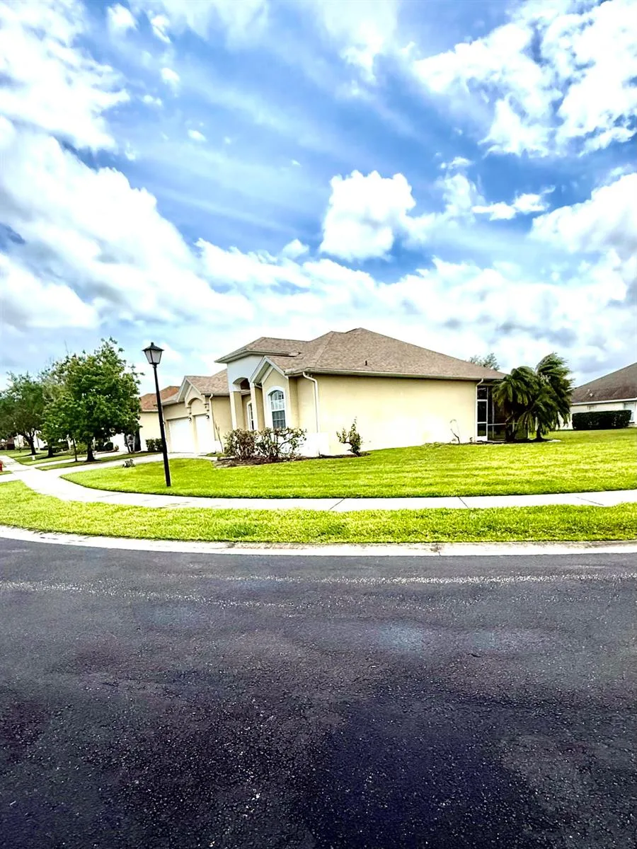 408 N Key Lime Sq Square SW, Vero Beach, FL 32968 photo 3