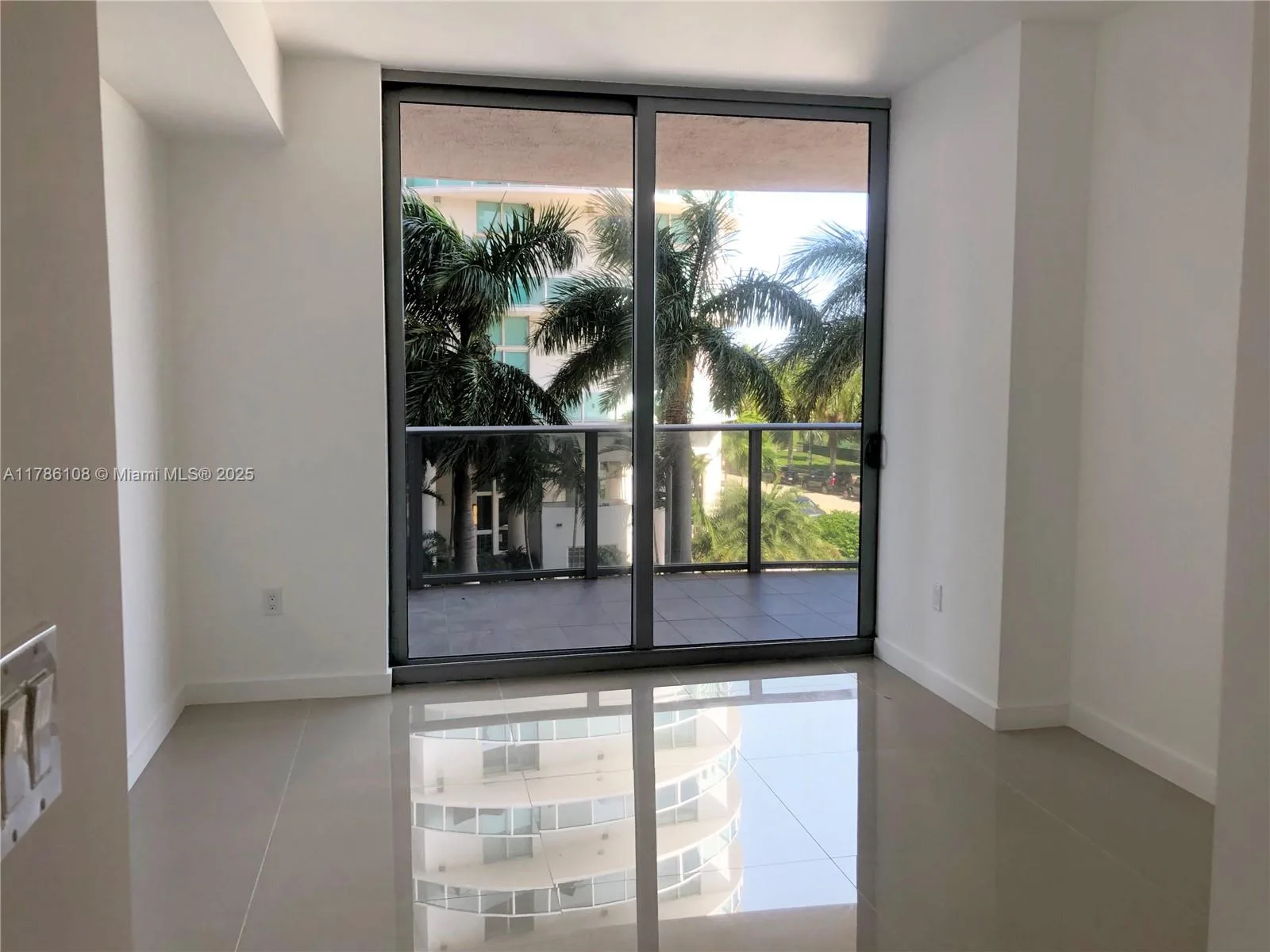 488 NE 18th St # 215, Miami, FL 33132 photo 11