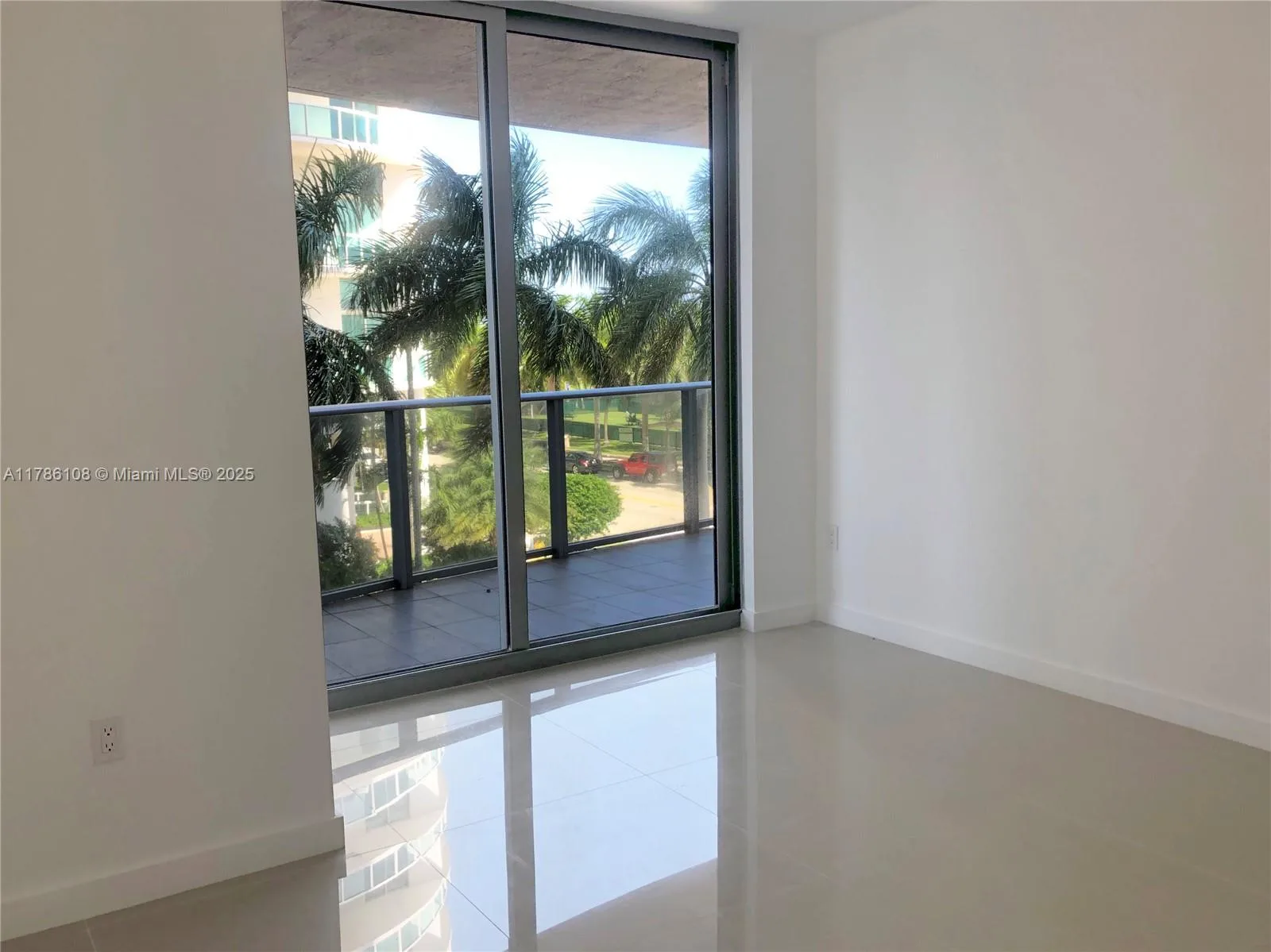 488 NE 18th St # 215, Miami, FL 33132 photo 12
