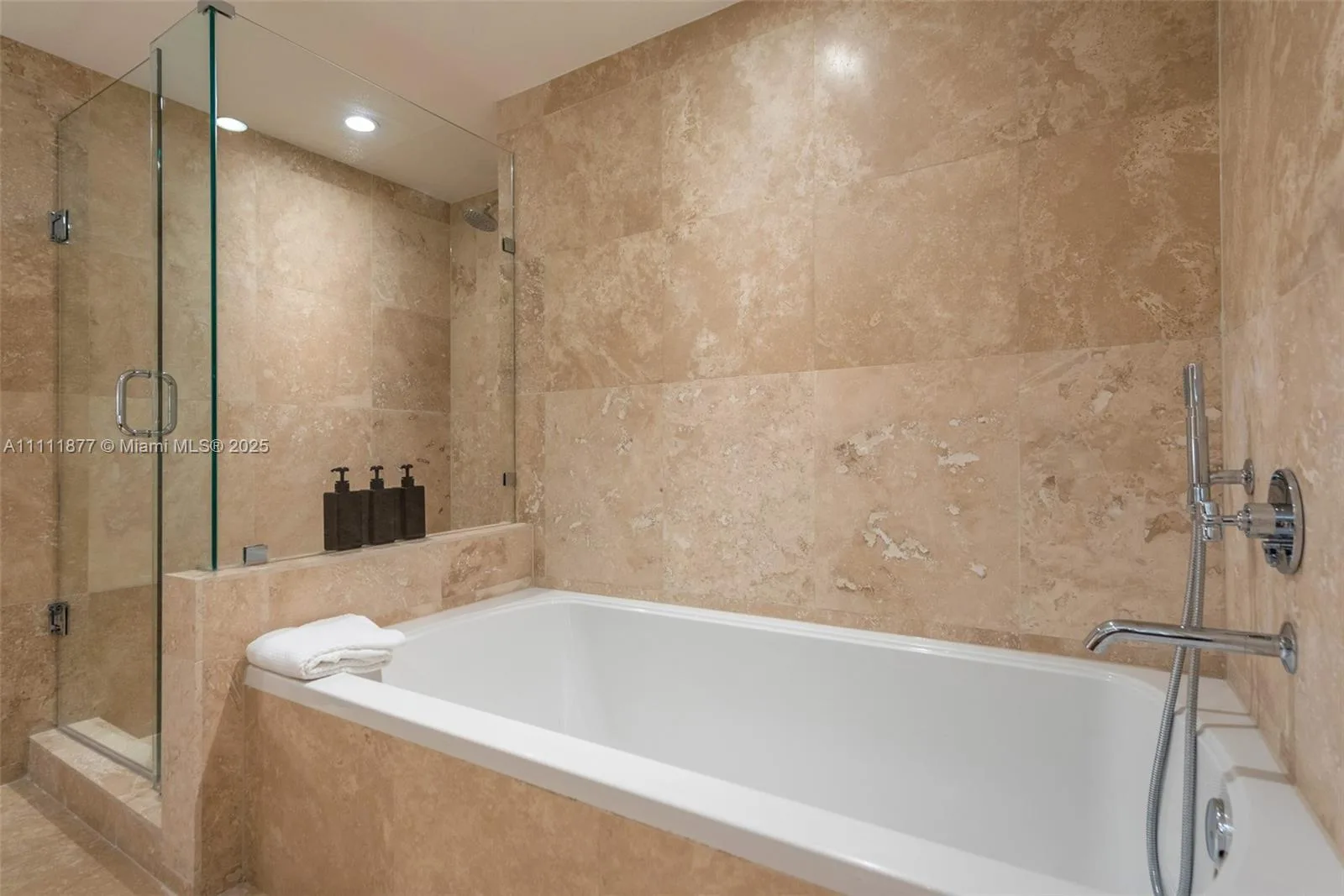 102 24th St # 915, Miami Beach, FL 33139 photo 11