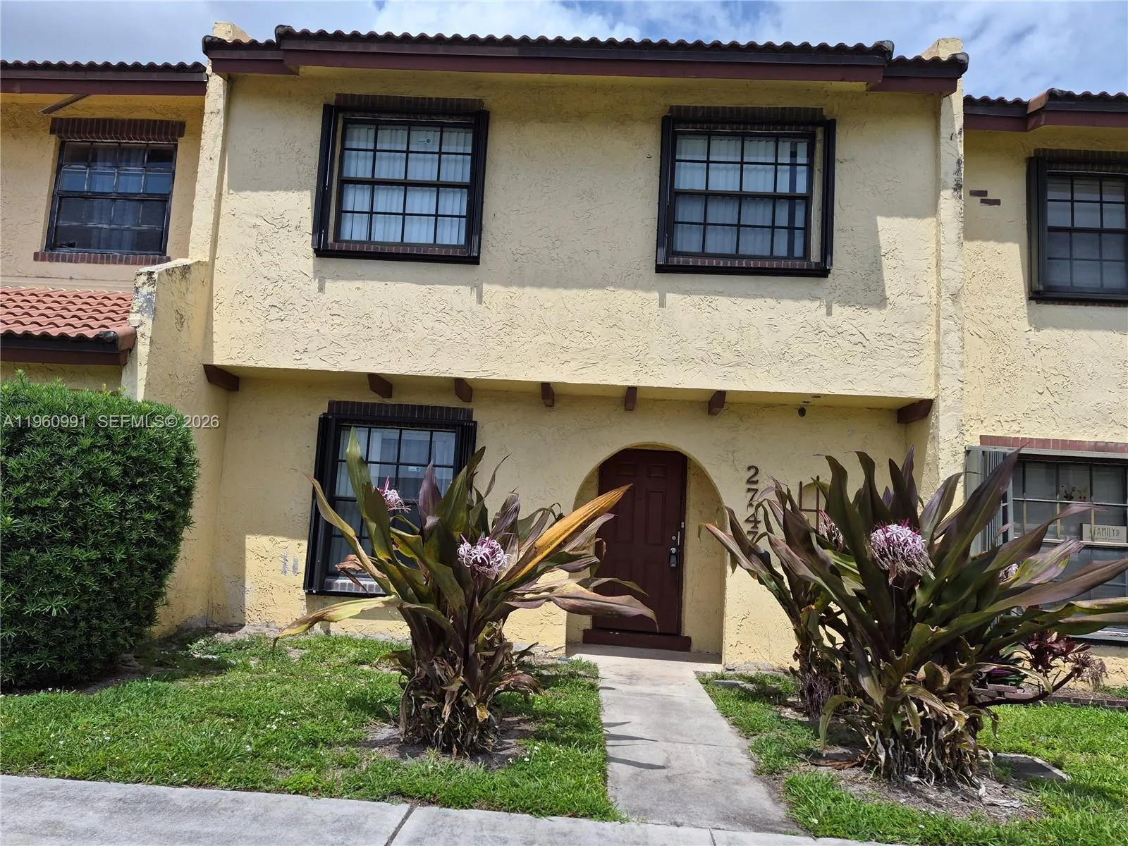 2747 NW 47th Ln # 3006, Lauderdale Lakes, FL 33313 photo 3