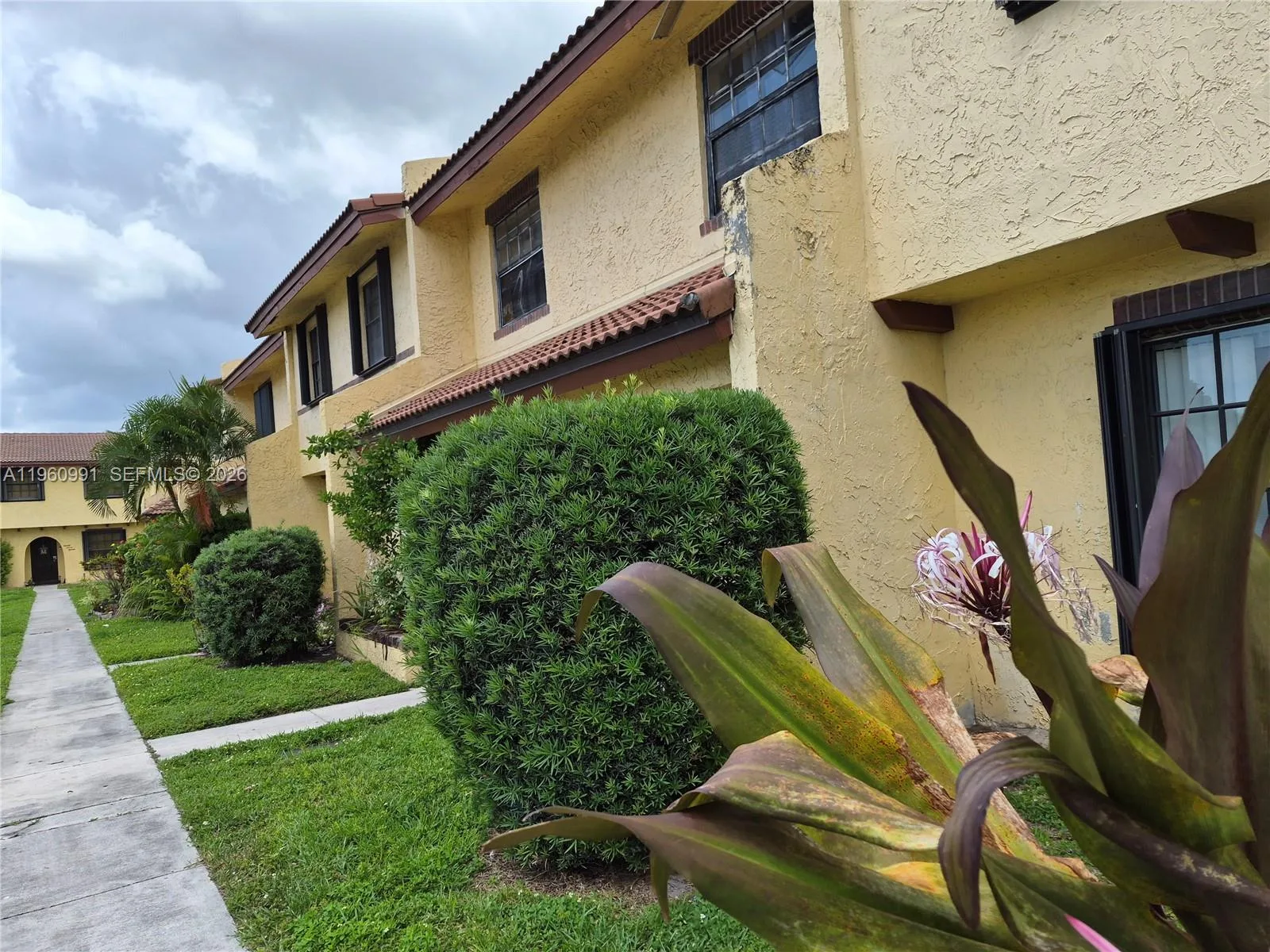 2747 NW 47th Ln # 3006, Lauderdale Lakes, FL 33313 photo 4