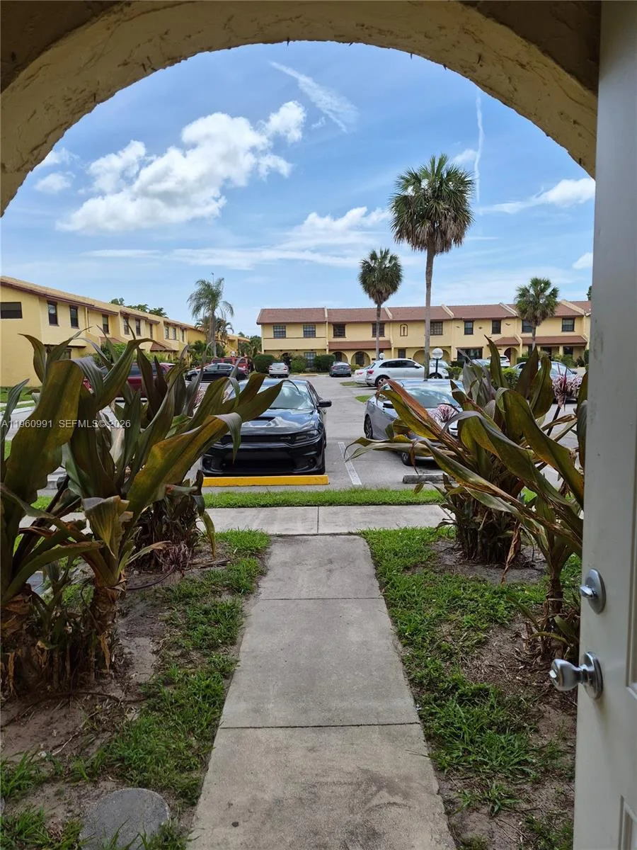 2747 NW 47th Ln # 3006, Lauderdale Lakes, FL 33313 photo 7