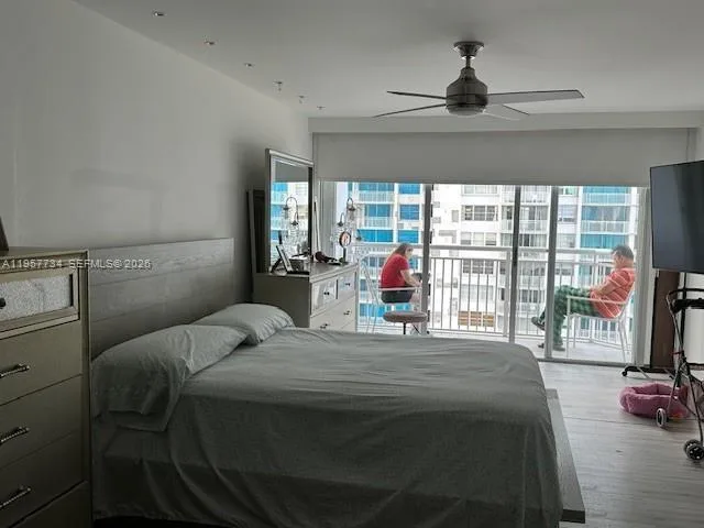 18041 Biscayne Blvd # 904, Aventura, FL 33160 photo 5