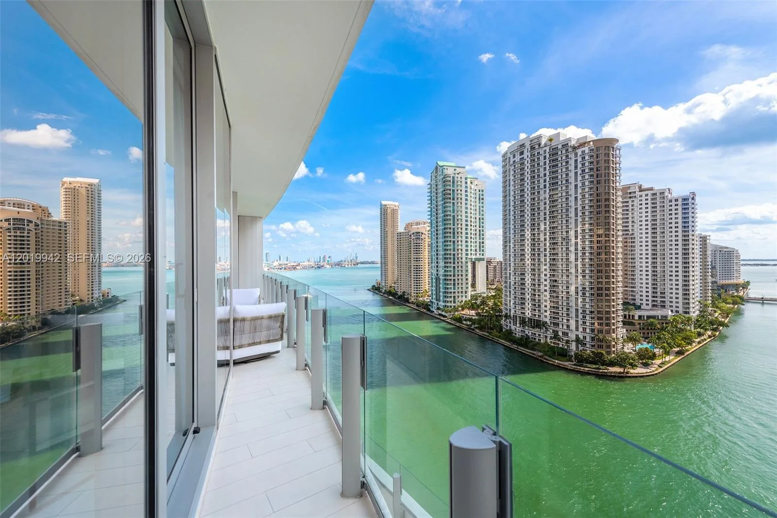 300 Biscayne Blvd Way # 1605, Miami, FL 33131 photo 3
