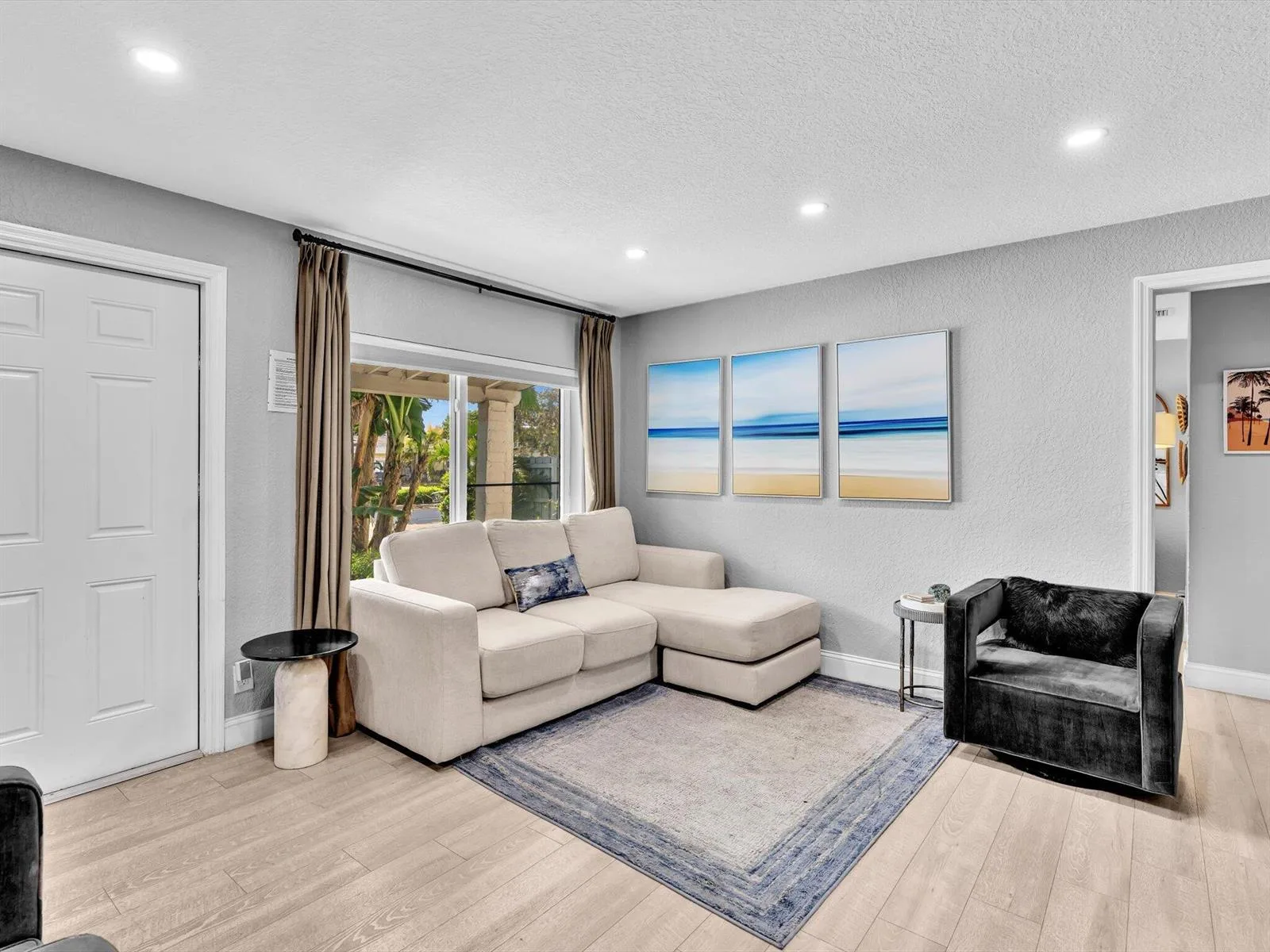 5365 N Andrews Avenue, Oakland Park, FL 33309 photo 5