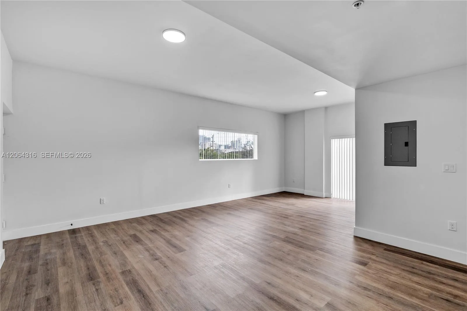 1021 NW 1st St # 301, Miami, FL 33128 photo 7