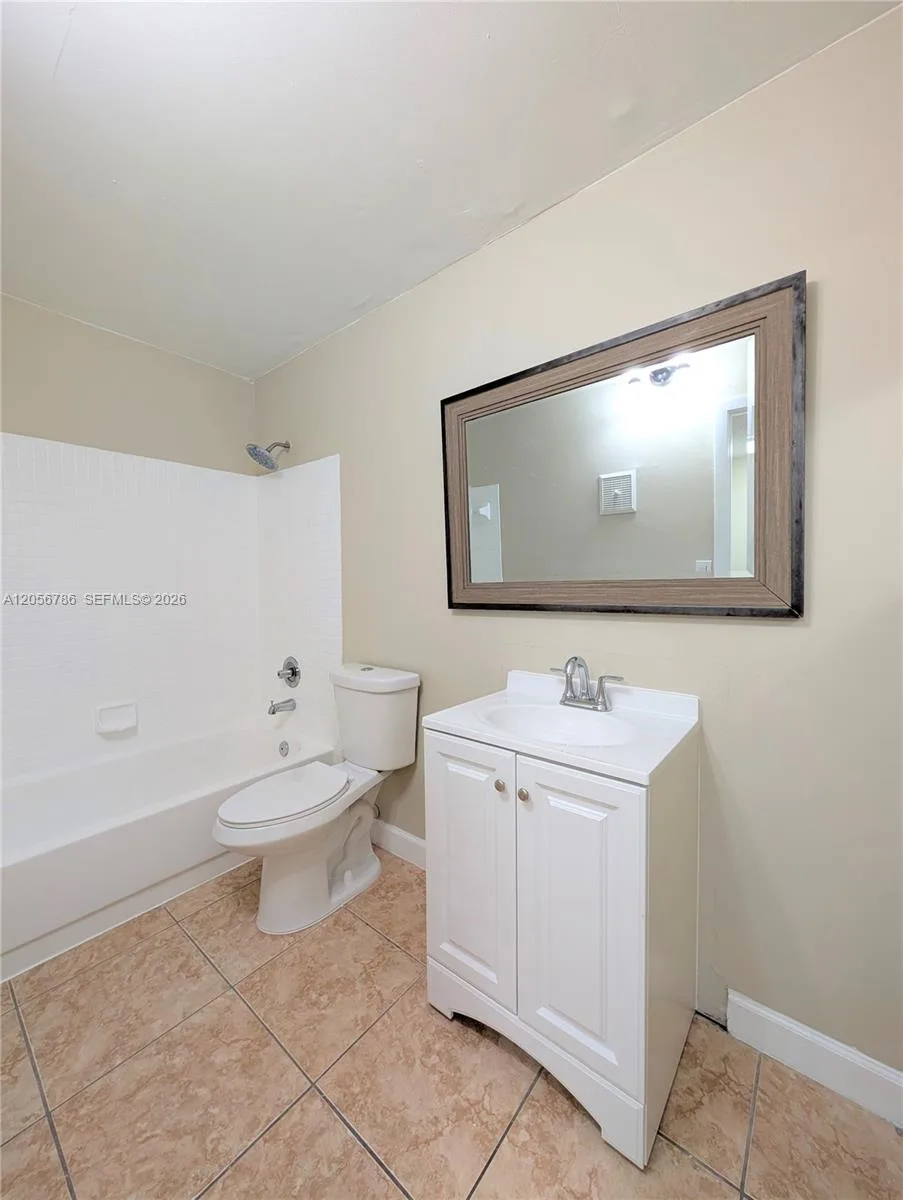 10765 SW 108th Ave # 303, Miami, FL 33176 photo 12