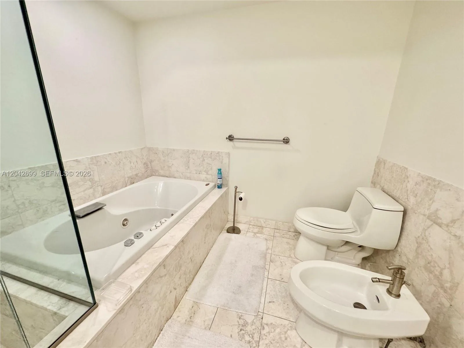 1331 Brickell Bay Dr # 406, Miami, FL 33131 photo 9