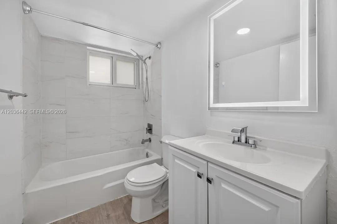 1101 NE 191st St # H401, Miami, FL 33179 photo 13