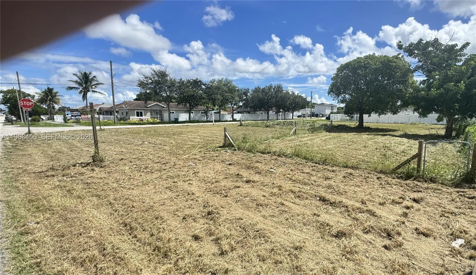 12208 SW 220 ST, Miami, FL 33170