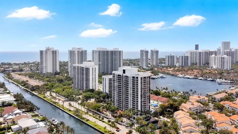 3600 Yacht Club Dr # 1801, Aventura, FL 33180