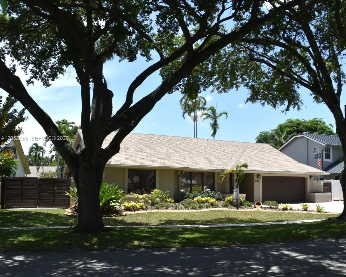 8765 SW 58th Street, Cooper City, FL 33328