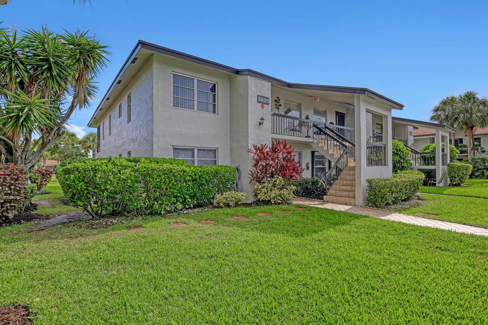 5620 Spindle Palm Court # E, Delray Beach, FL 33484 photo 2