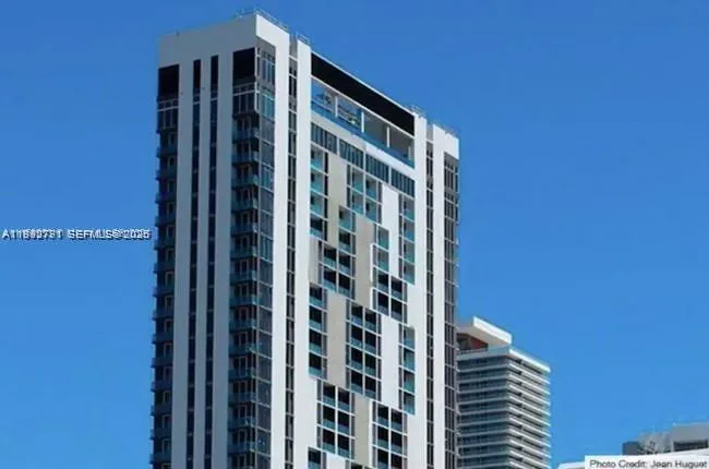 151 SE 1 # 3111, Miami, FL 33131 photo 3