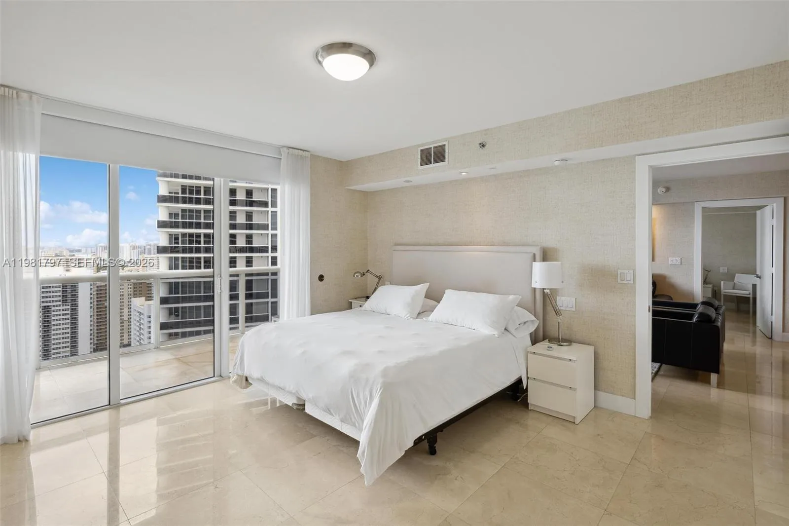 1830 S Ocean Dr # 2904, Hallandale Beach, FL 33009 photo 12