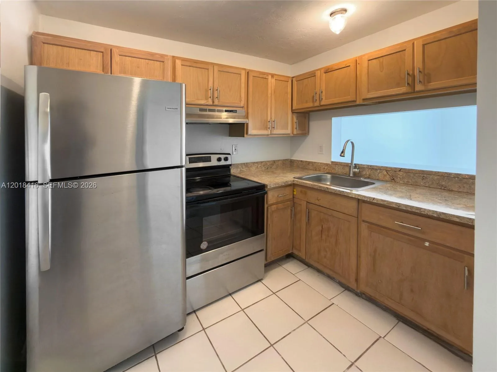 496 NW 165th St Rd # D-410, Miami, FL 33169 photo 2