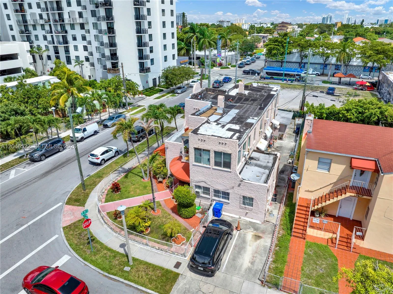 829 SW 19th Ave, Miami, FL 33135 photo 3