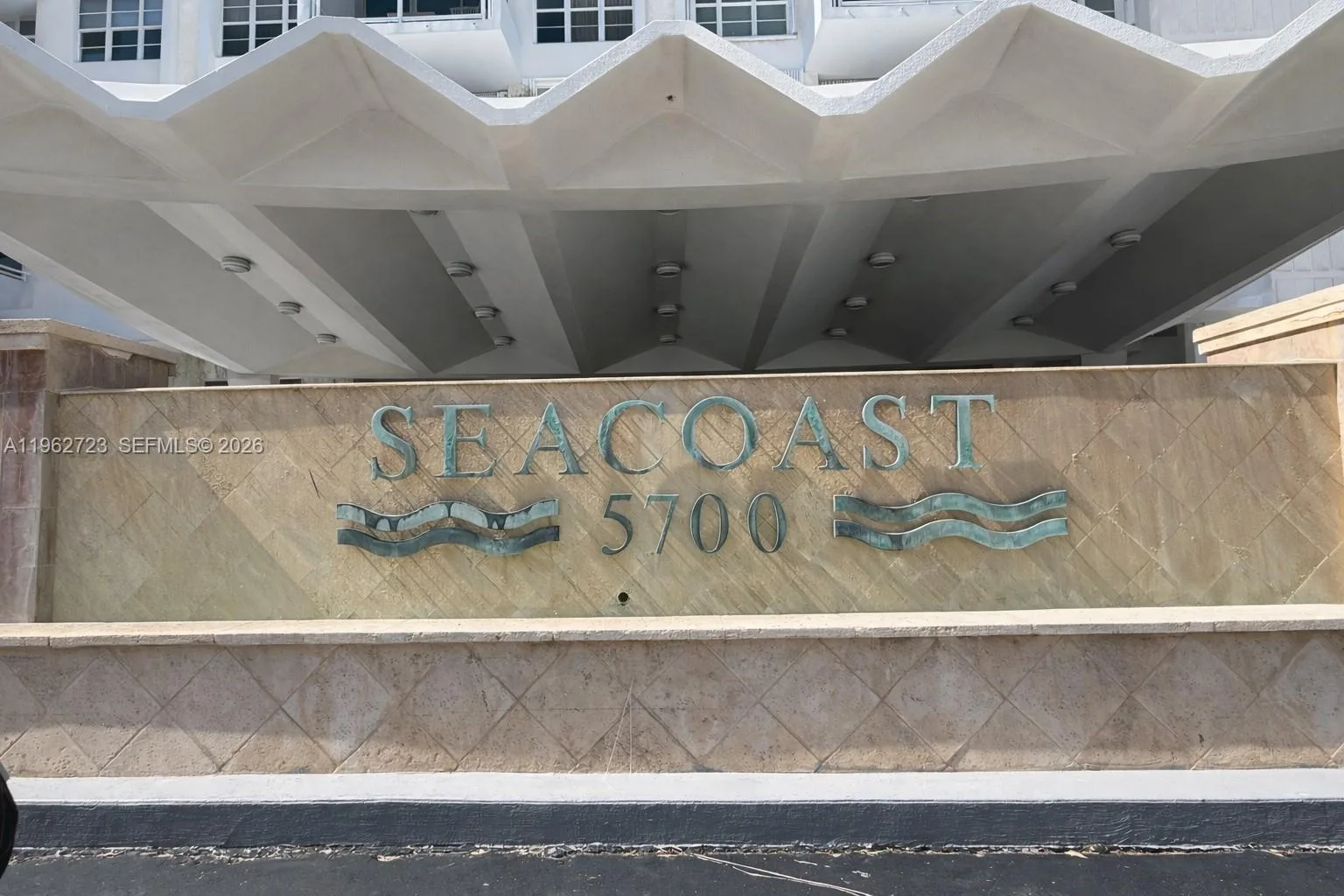 5700 Collins Ave # CU-1, Miami Beach, FL 33140 photo 11