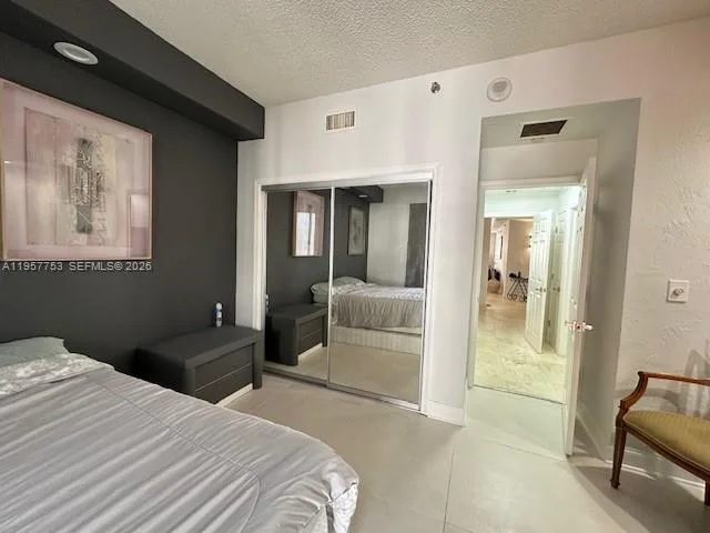3900 Island Blvd # B-303, Aventura, FL 33160 photo 2