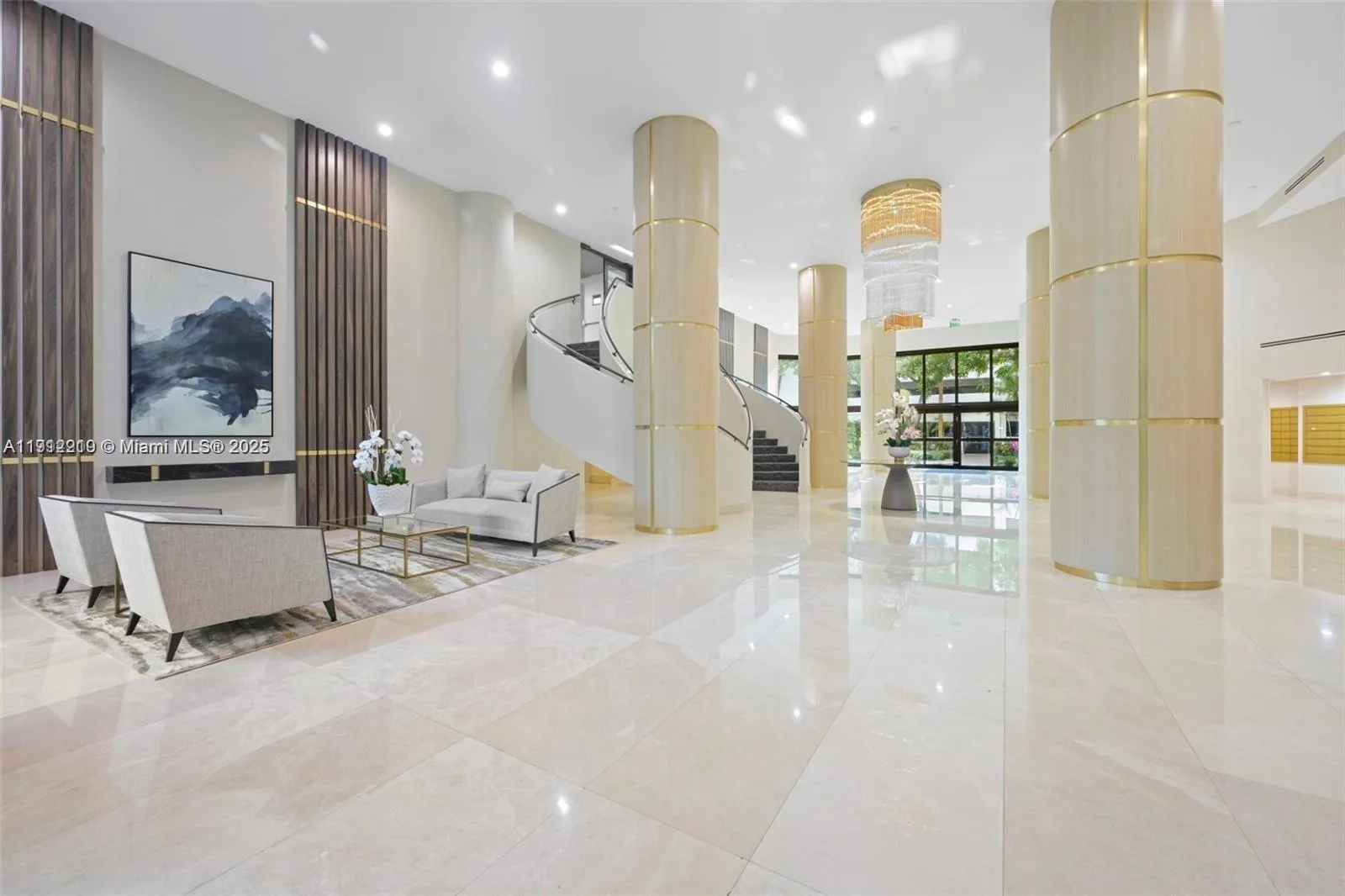 3500 Mystic Pointe Dr # 1107, Aventura, FL 33180