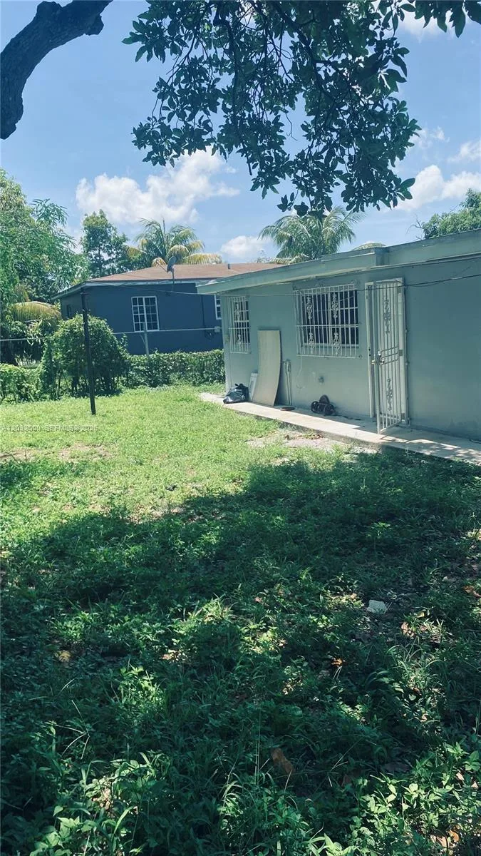 1120 NW 147th St # 0, Miami, FL 33168