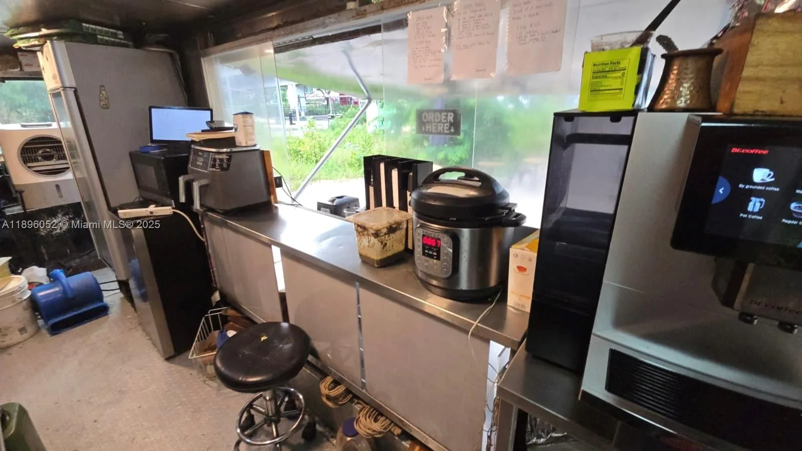 Mediterranean Food Truck For Sale In Miami, Miami, FL 33130 photo 5