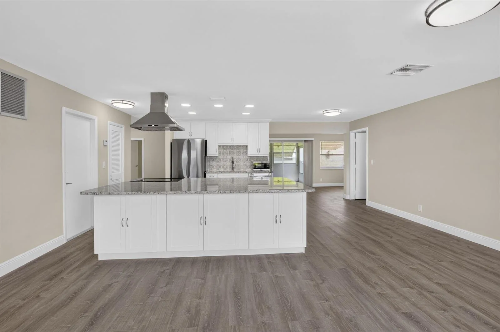 2081 SW 13th Terrace, Boynton Beach, FL 33426 photo 7