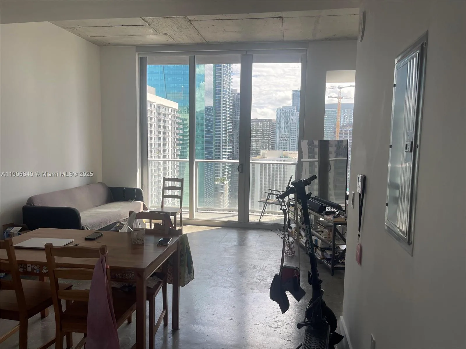 151 SE 1st St # 2707, Miami, FL 33131