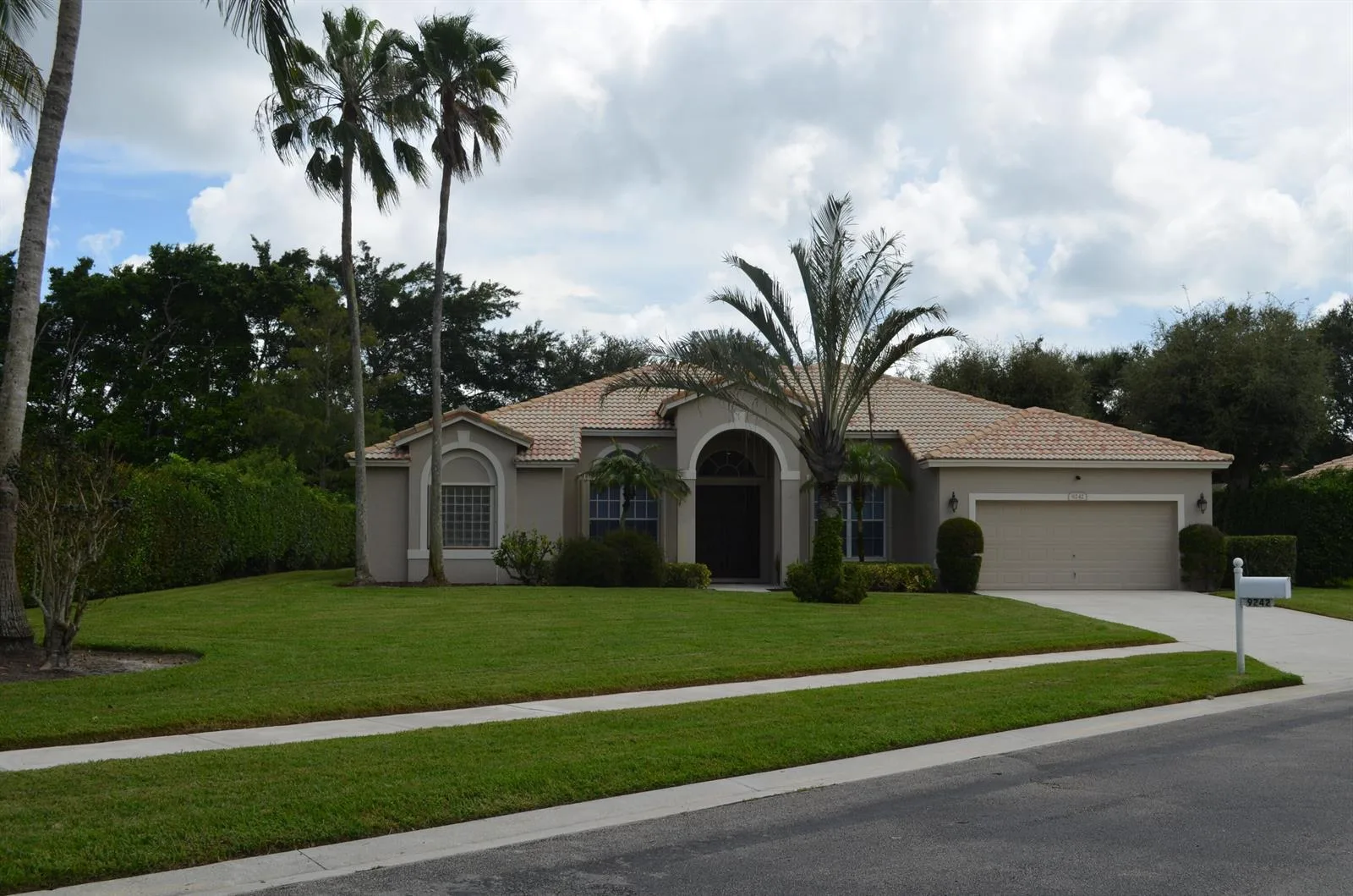 9242 Olmstead Drive, Lake Worth, FL 33467