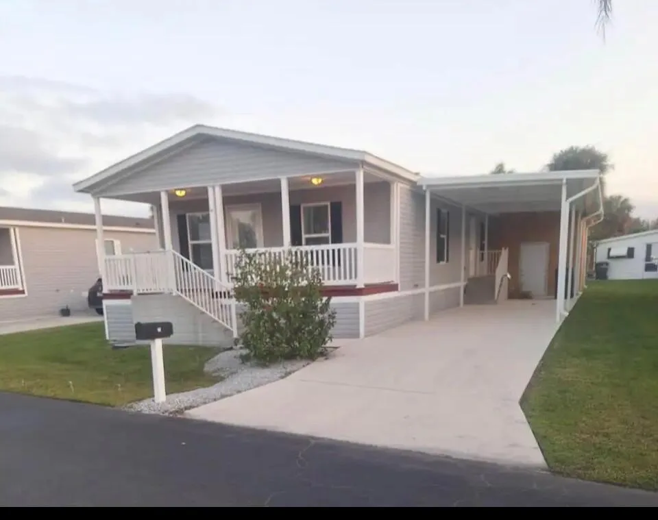 76 Sandhill Boulevard, Fort Pierce, FL 34982 photo 2