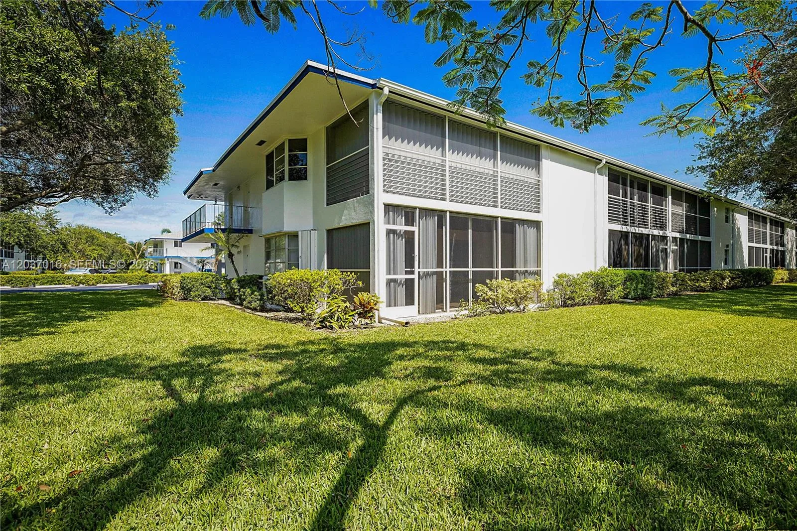 7 Westwood Ave # 106C, Tequesta, FL 33469
