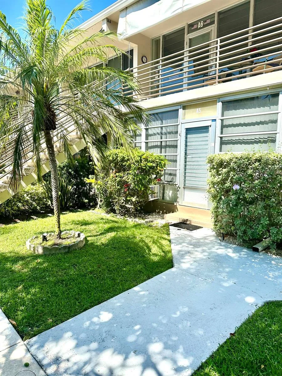 901 N Birch Road # A5, Fort Lauderdale, FL 33304