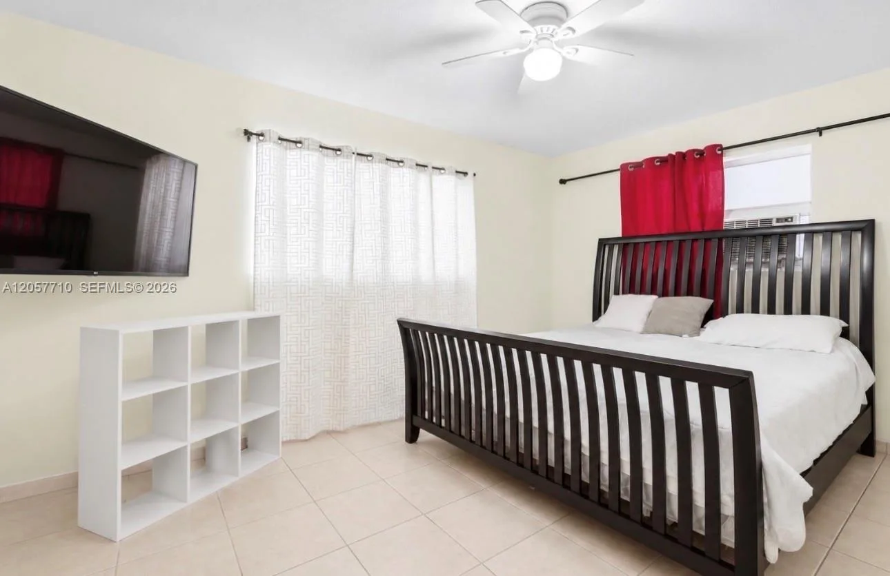 5001 Madison St, Hollywood, FL 33021 photo 11